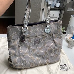 New Coach handbag grey silver NWT